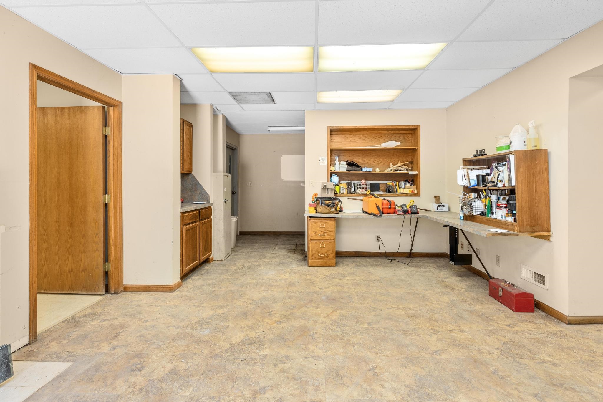 12469 Southwest 15th Street Benton, KS 67017 - Photo 32 of 36