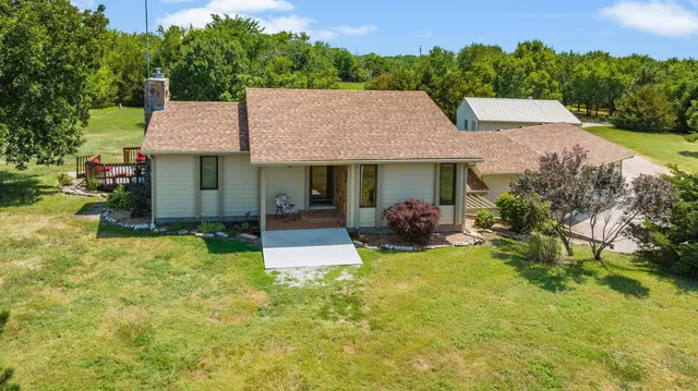 $530,000 | 12469 Southwest 15th Street, Benton, KS 67017