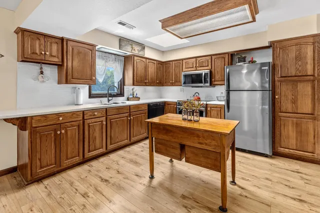 $530,000 | 12469 Southwest 15th Street, Benton, KS 67017