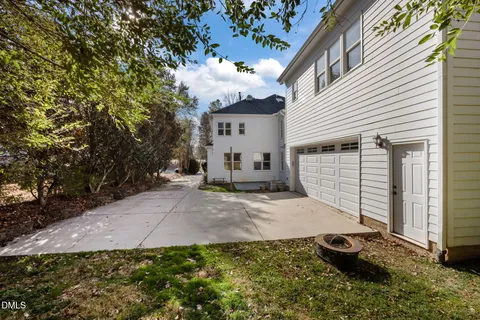 $800,000 | 30054 Village Park Drive, Chapel Hill, NC 27517