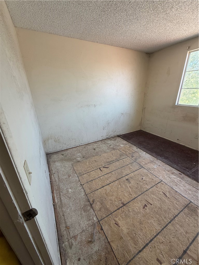 24677 Rugby Lane Moreno Valley, CA 92551 - Photo 24 of 43 Upstairs bedroom
