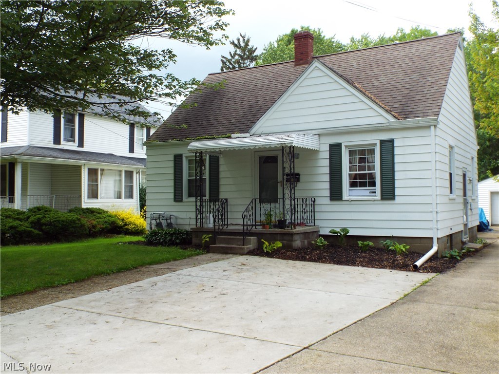 876 West Riddle Avenue Ravenna, OH 44266 - Photo 3 of 20
