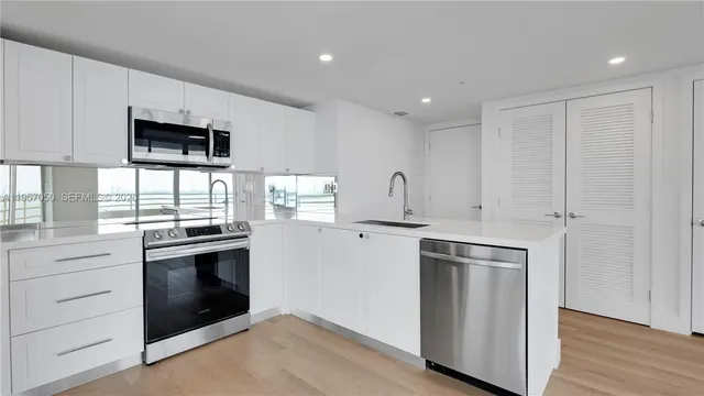 $7,649 | 555 Northeast 34th Street, Unit 701, Miami, FL 33137