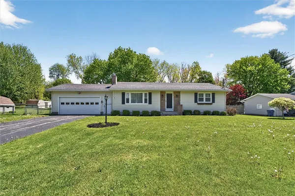 $239,900 | 11 Drumlin Drive, Macedon, NY 14502
