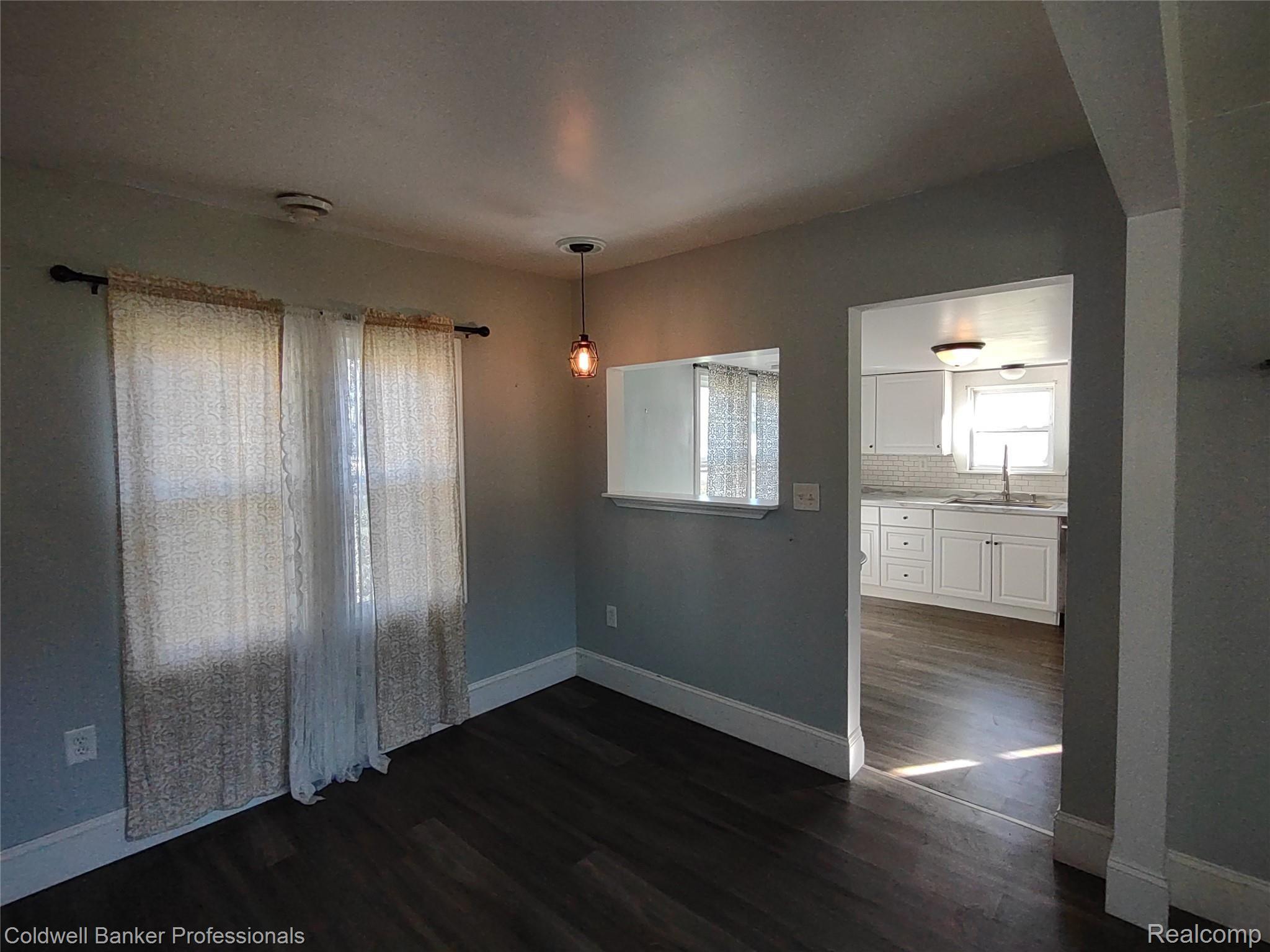 7186 Sheldon Road Belleville, MI 48111 - Photo 11 of 41 IMG_20211119_142428952.jpg