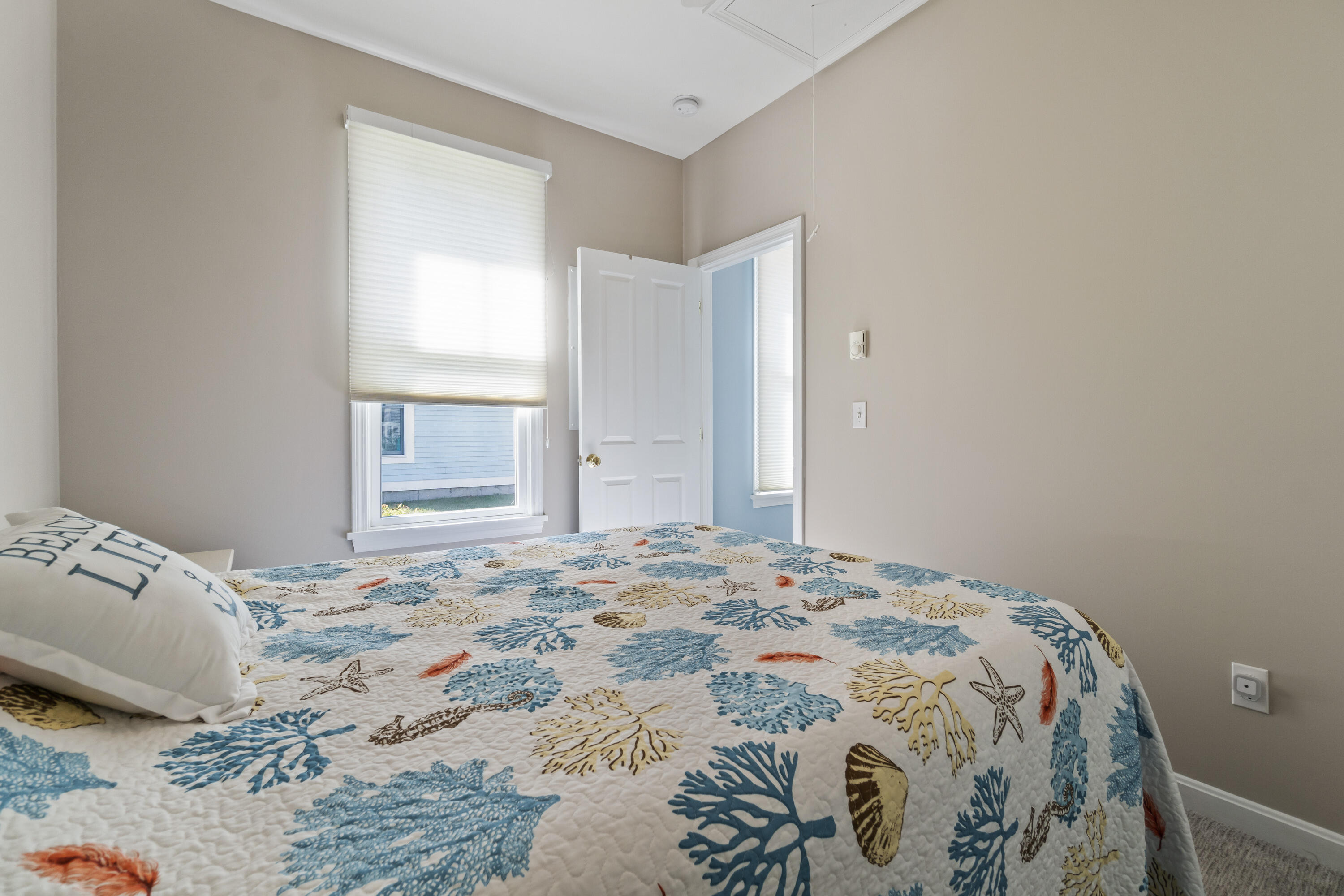 454 Post Road, Unit 141 Wells, ME 04090 - Photo 30 of 47 Primary Bedroom