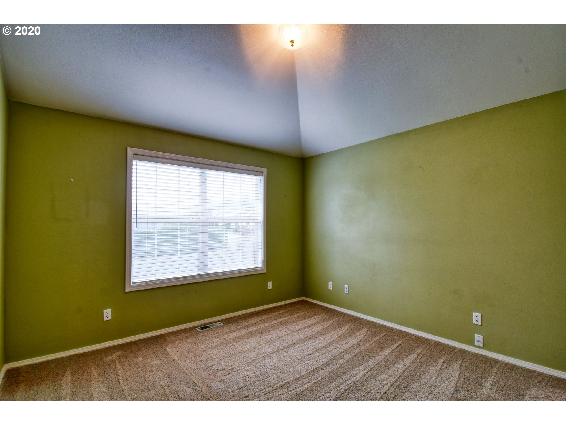 3705 Southwest Marshall Place Pendleton, OR 97801 - Photo 16 of 32