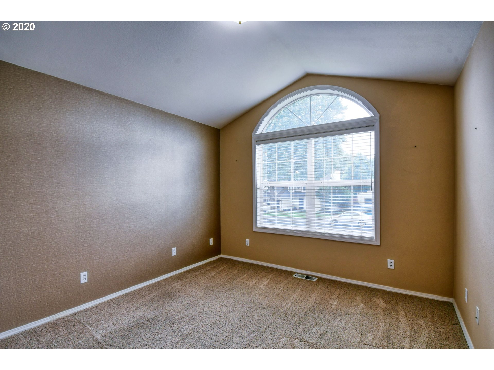 3705 Southwest Marshall Place Pendleton, OR 97801 - Photo 19 of 32