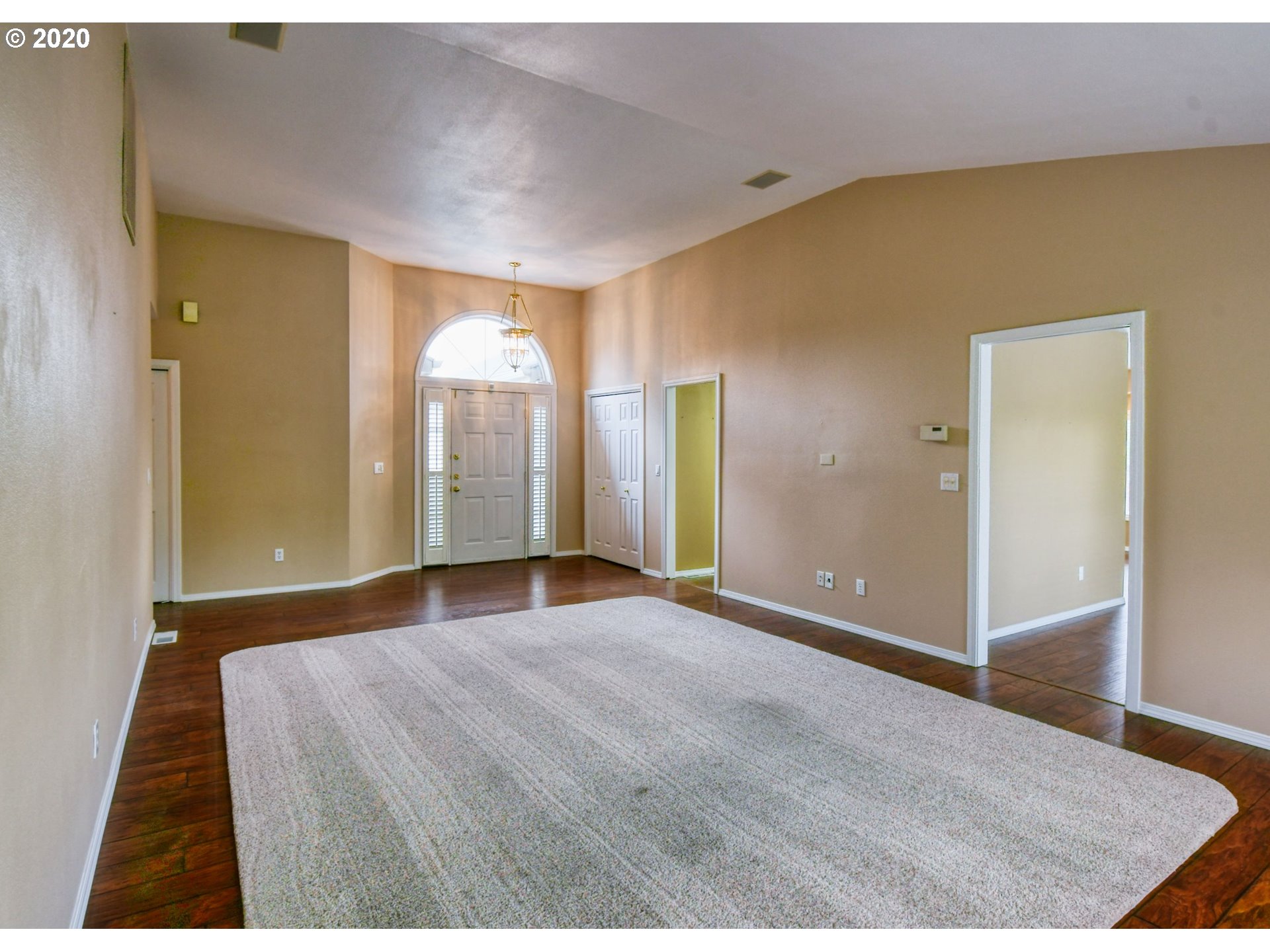 3705 Southwest Marshall Place Pendleton, OR 97801 - Photo 3 of 32