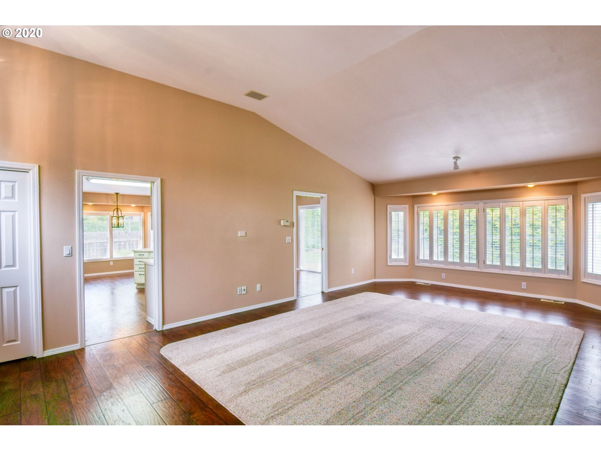3705 Southwest Marshall Place Pendleton, OR 97801 - Photo 4 of 32