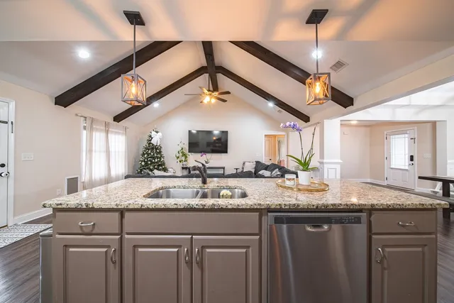 $300,000 | 14 Silver Eagle Court, Fort Mitchell, AL 36856