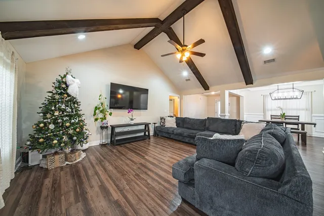 $300,000 | 14 Silver Eagle Court, Fort Mitchell, AL 36856