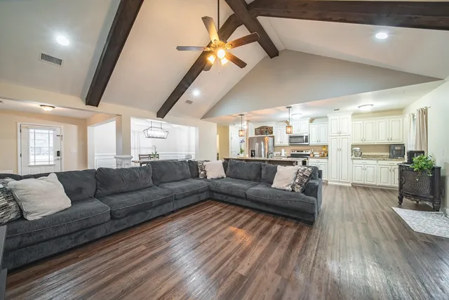 $300,000 | 14 Silver Eagle Court, Fort Mitchell, AL 36856