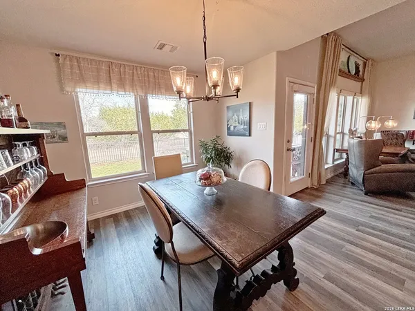 $3,500 | 101 East Eli Chandler, Blanco, TX 78606