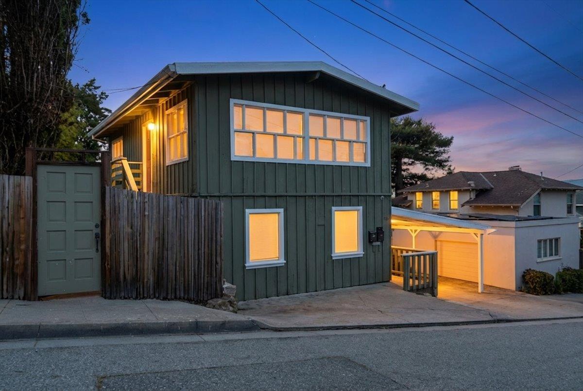 136 2nd Street Pacific Grove, CA 93950 - Photo 2 of 37