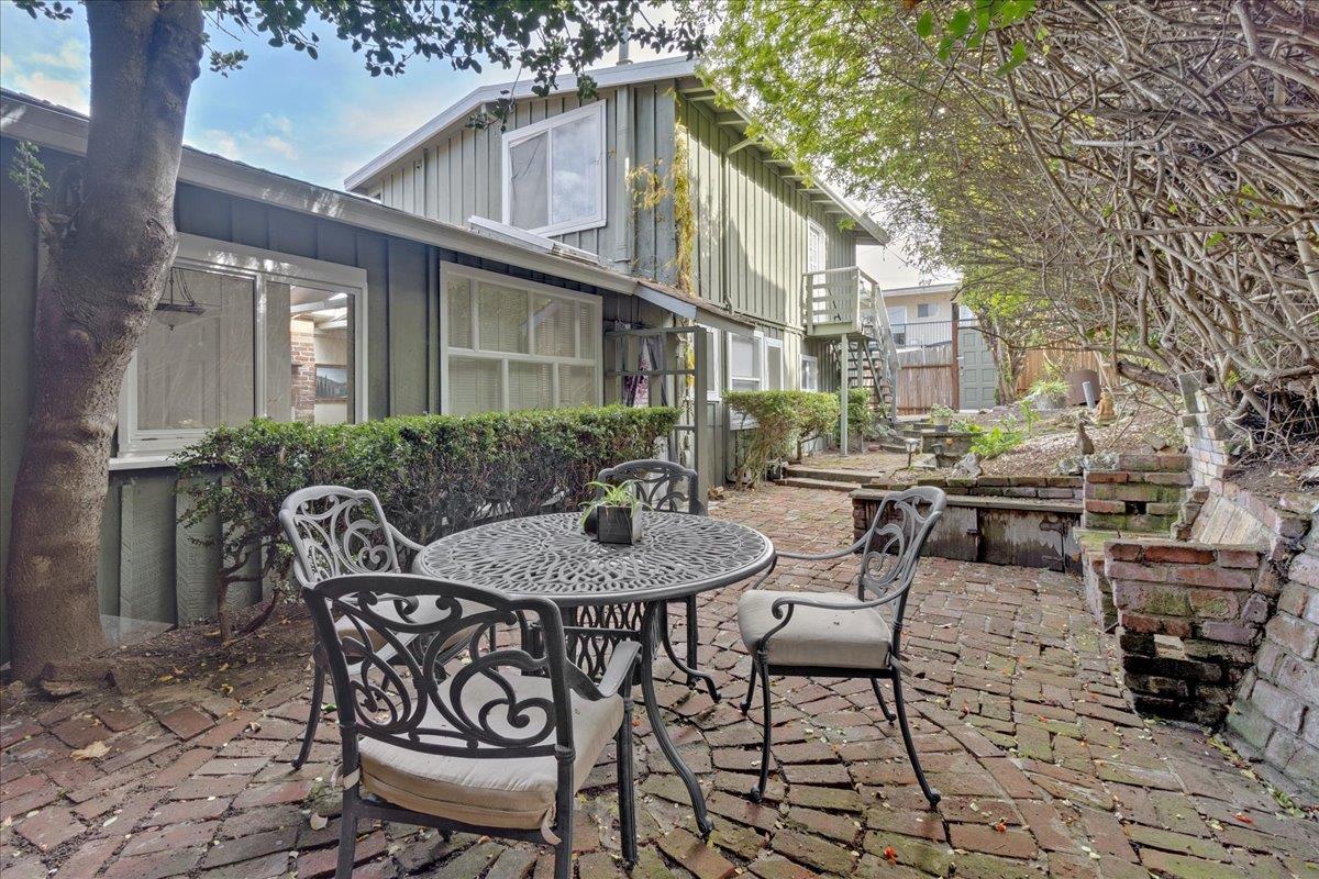 136 2nd Street Pacific Grove, CA 93950 - Photo 21 of 35