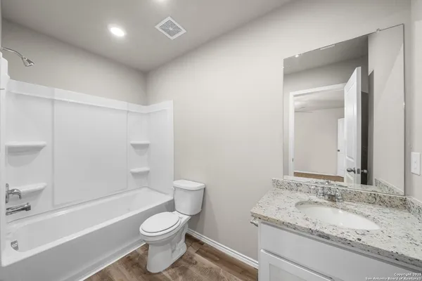 $1,495 | 134 Damon Divide, San Antonio, TX 78253