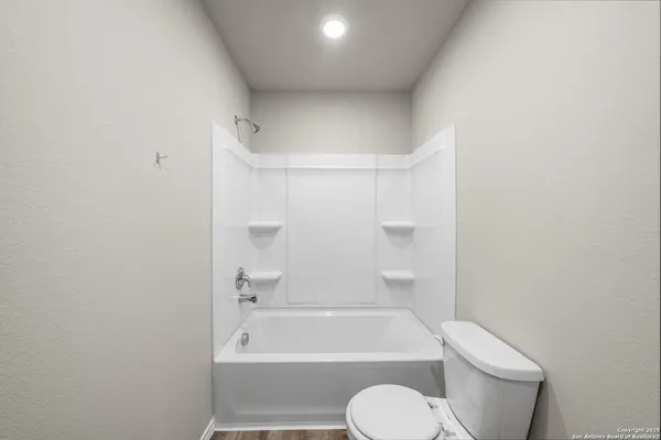 $1,495 | 134 Damon Divide, San Antonio, TX 78253