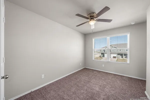 $1,495 | 134 Damon Divide, San Antonio, TX 78253