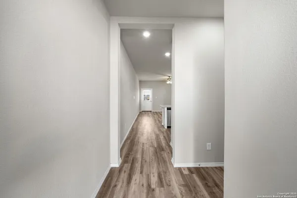 $1,495 | 134 Damon Divide, San Antonio, TX 78253