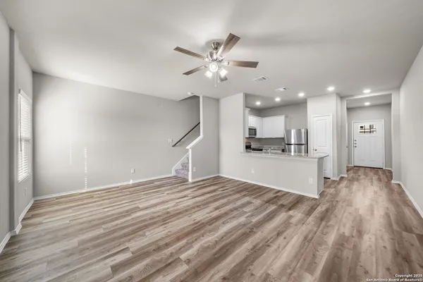 $1,495 | 134 Damon Divide, San Antonio, TX 78253