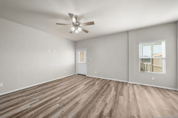 $1,495 | 134 Damon Divide, San Antonio, TX 78253