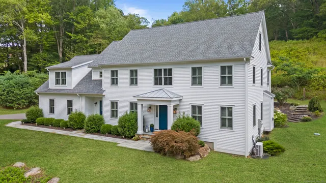 $1,750,000 | 225 Good Hill Road, Weston, CT 06883