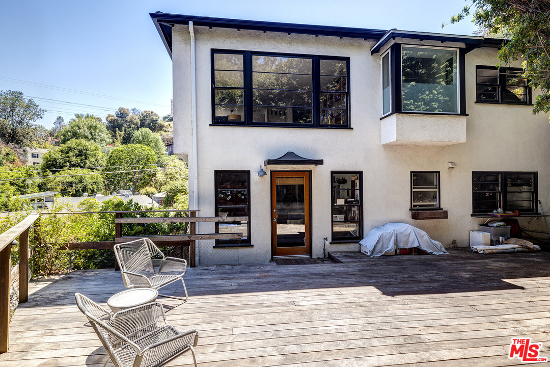 8501 Ridpath Drive Los Angeles, CA 90046 - Photo 3 of 22 Gallery Image 3