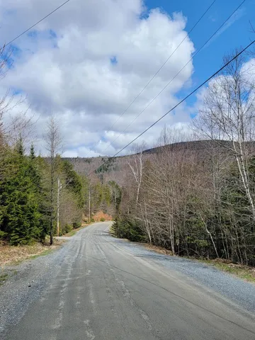 $114,000 | 1007 Apres Way, Kingfield, ME 04947