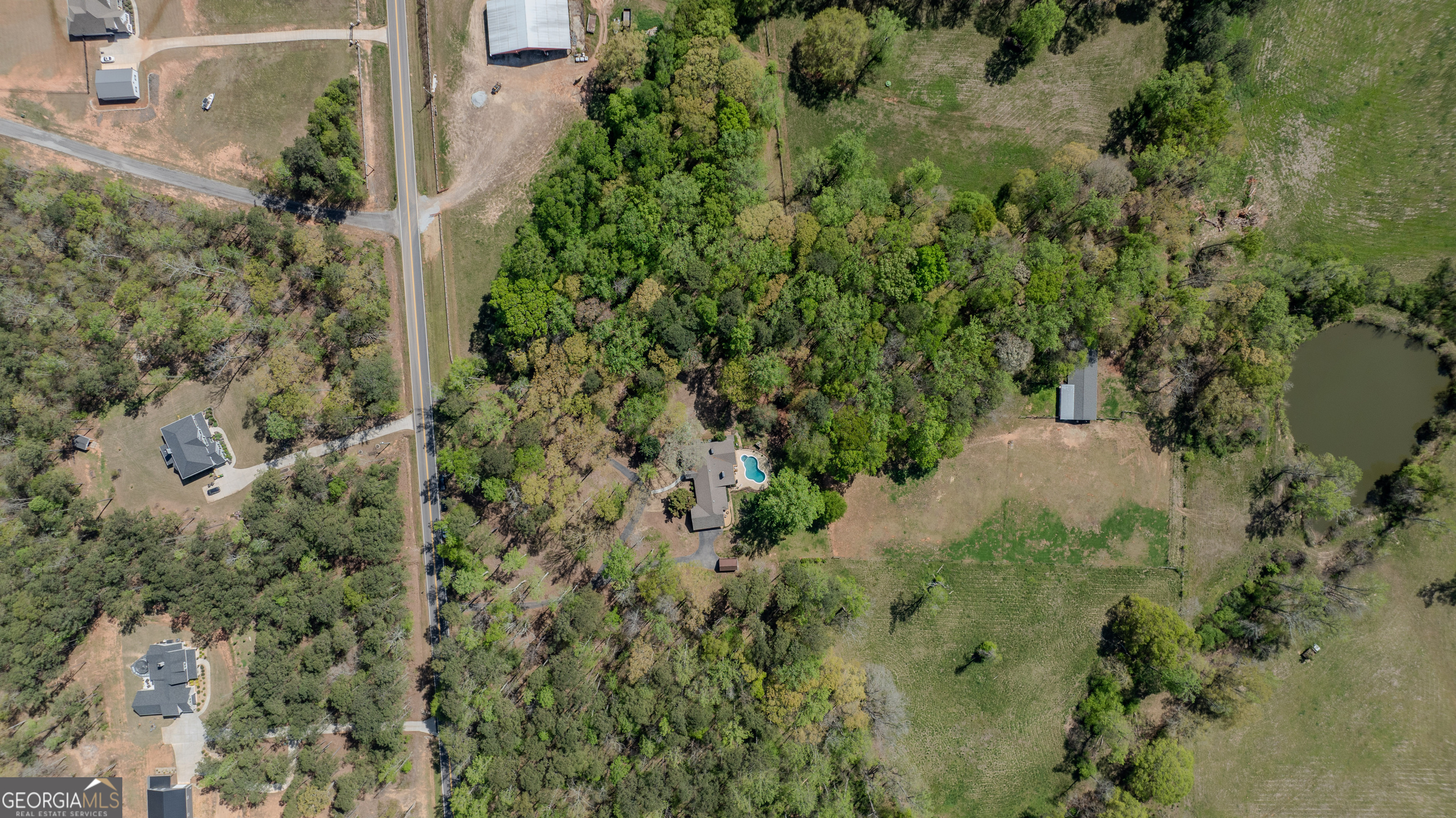 1017 Dr Bruce Jackson Road Newnan, GA 30263 - Photo 52 of 52 a view of a garden with a plants