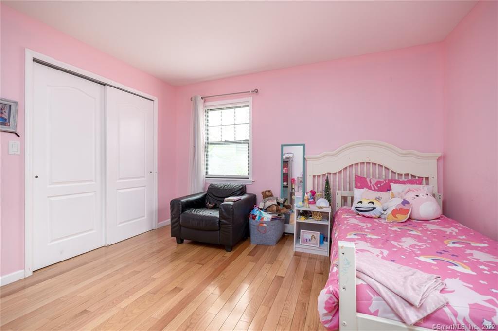 21 Hirsch Road Stamford, CT 06905 - Photo 14 of 37 1st Fl Bedroom 3