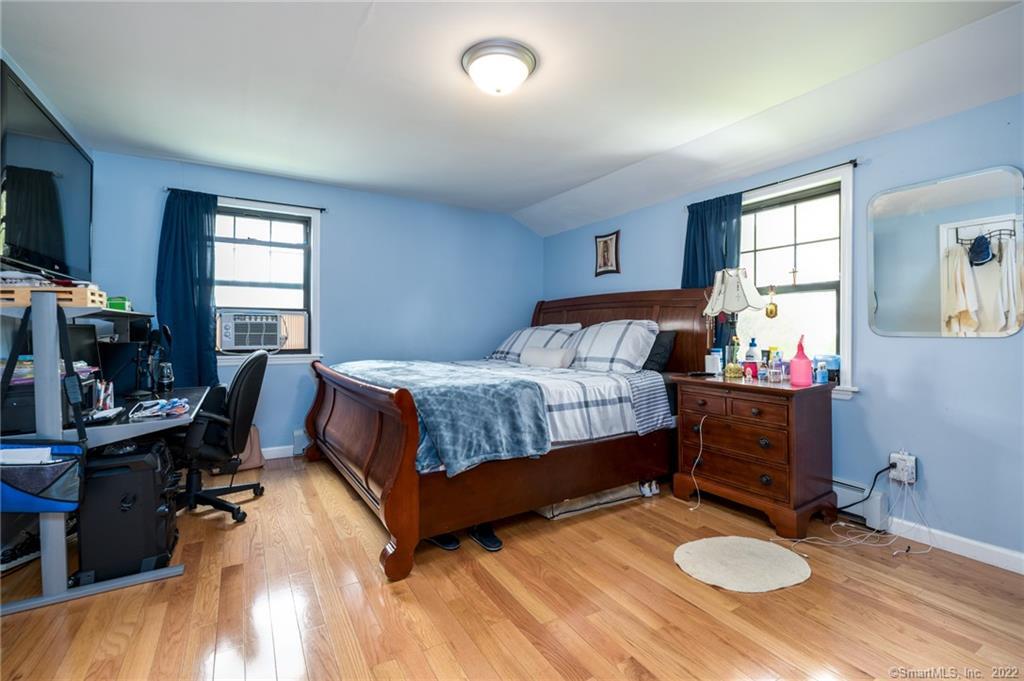 21 Hirsch Road Stamford, CT 06905 - Photo 23 of 37 2nd Fl Main BR