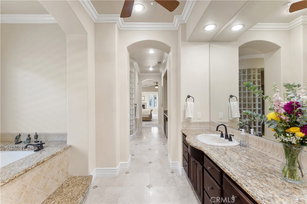 3349 Mendenaro Court Fallbrook, CA 92028 - Photo 25 of 72