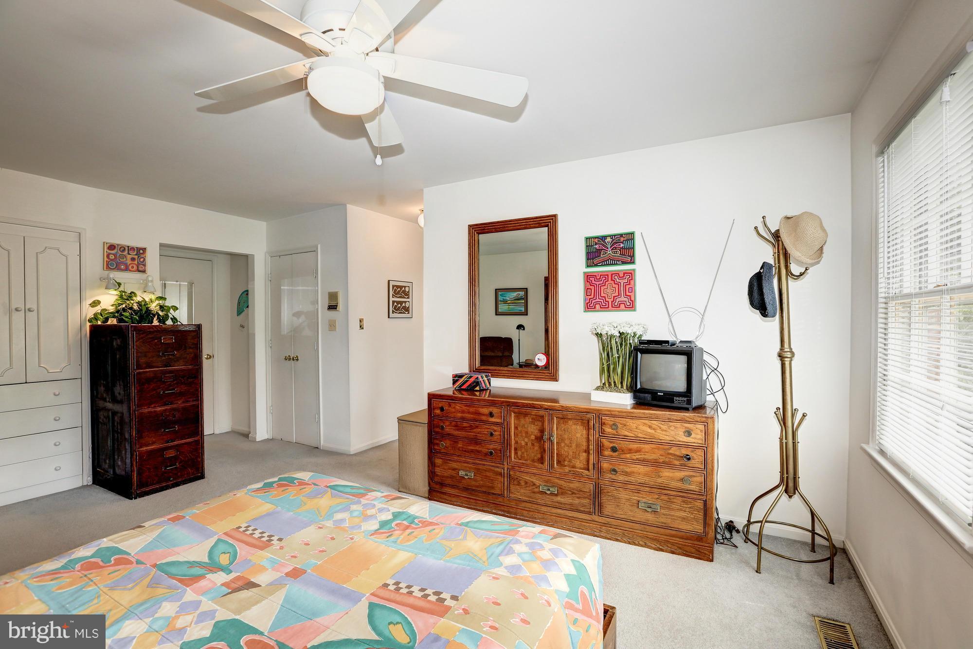 7228 Greentree Road Bethesda, MD 20817 - Photo 15 of 24 Bedroom (Master)