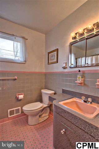 3508 Ridgeway Road Harrisburg, PA 17109 - Photo 8 of 16 Gallery Image 8