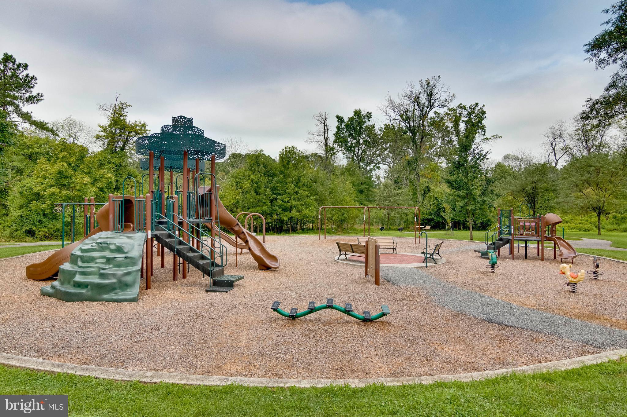 610 McHenry Road Baltimore, MD 21208 - Photo 26 of 27 Great play ground