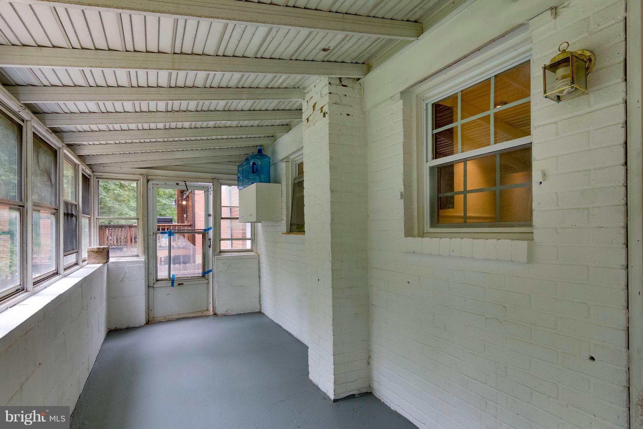 610 McHenry Road Baltimore, MD 21208 - Photo 6 of 27 Back porch