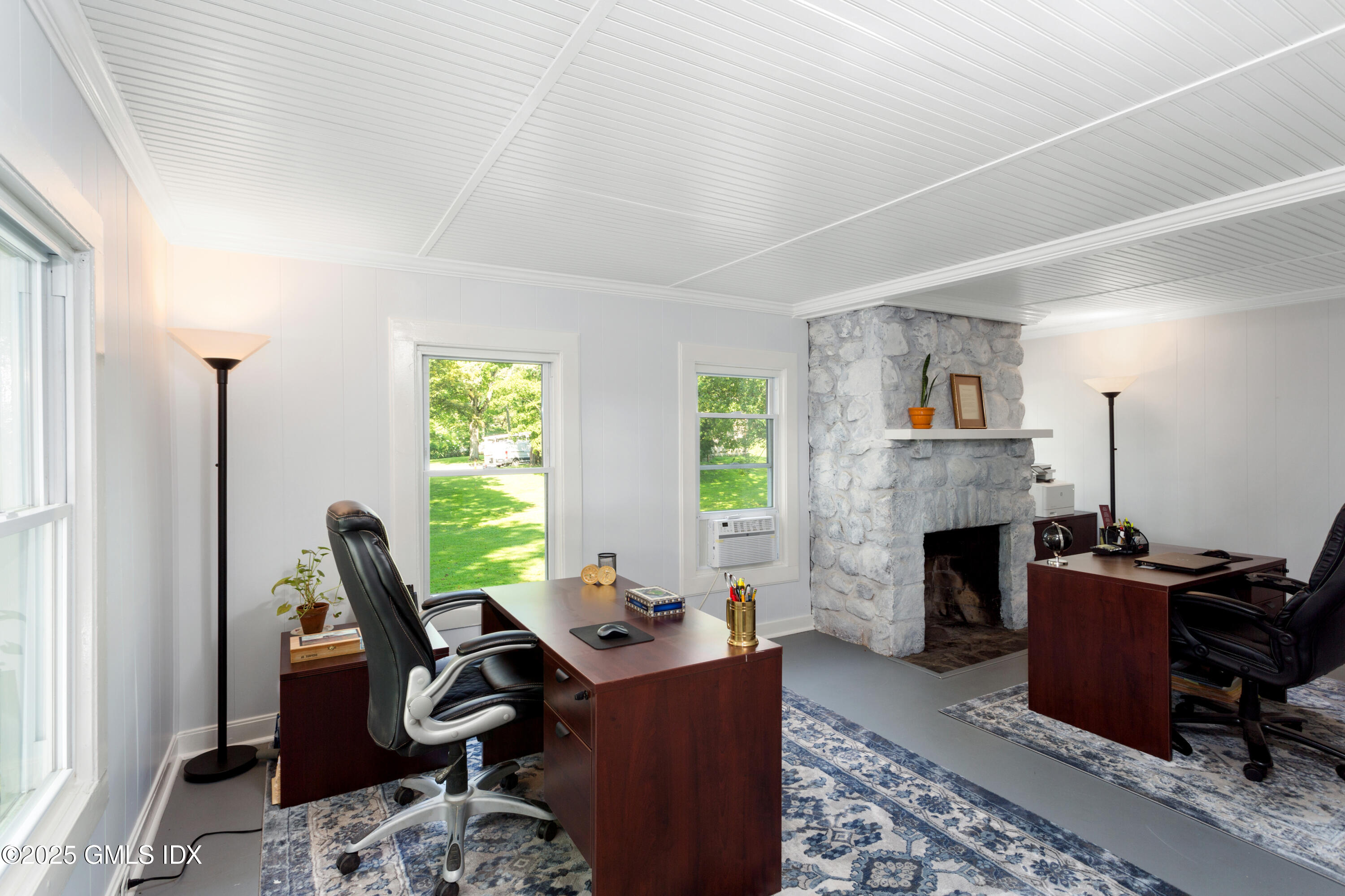 33 Parsonage Road Greenwich, CT 06830 - Photo 8 of 13 33 Parsonage Rd Greenwich, CT-2