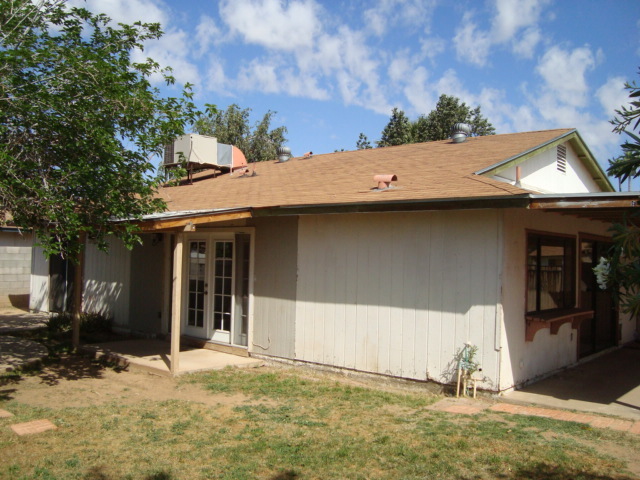 7219 West Merrell Street Phoenix, AZ 85033 - Photo 6 of 9 Rear View