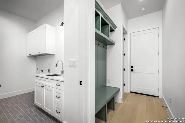 $979,000 | 2026 Granada Drive, New Braunfels, TX 78130