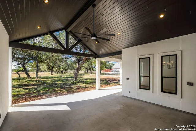 $979,000 | 2026 Granada Drive, New Braunfels, TX 78130