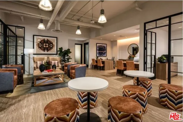 $4,495 | 1040 Glendon Avenue, Unit 2167, Los Angeles, CA 90024