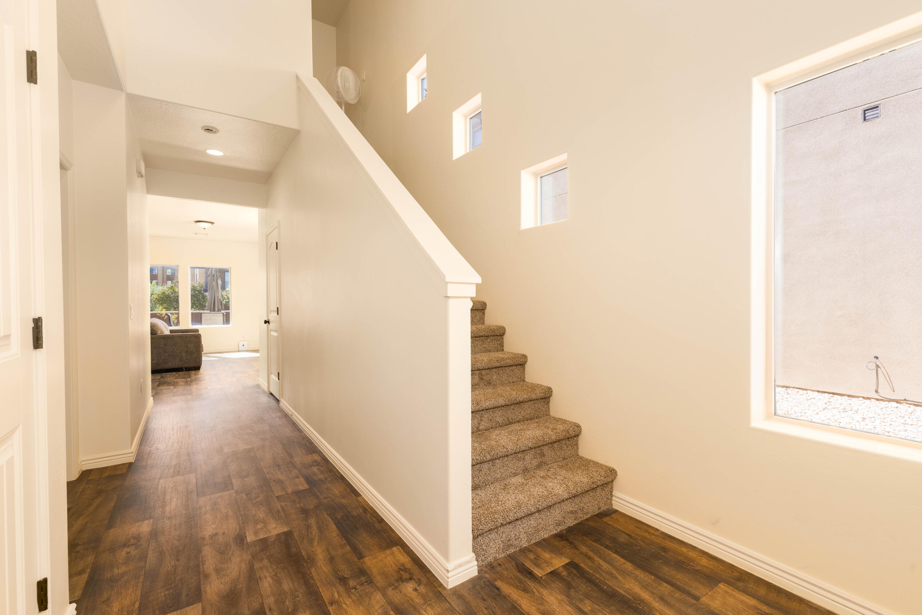 325 North Red Stone Road, Unit 92 Washington, UT 84780 - Photo 4 of 27 Front Foyer