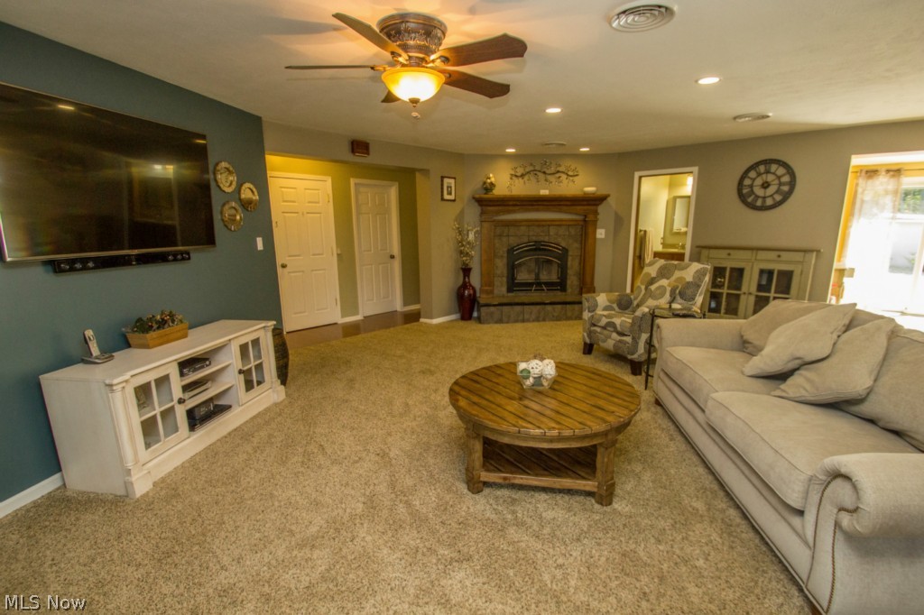 18365 Howe Road Strongsville, OH 44136 - Photo 7 of 25