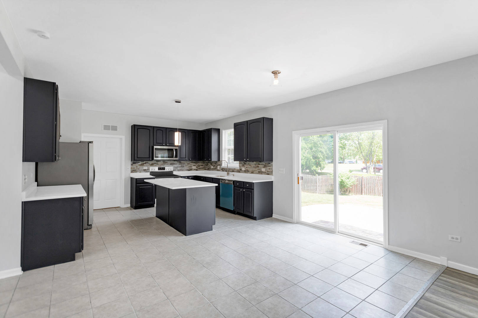 4 Claridge Court Bolingbrook, IL 60440 - Photo 20 of 47