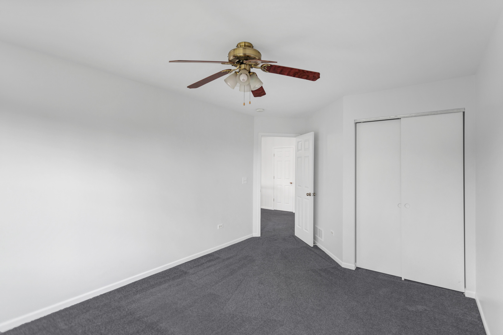 4 Claridge Court Bolingbrook, IL 60440 - Photo 34 of 47