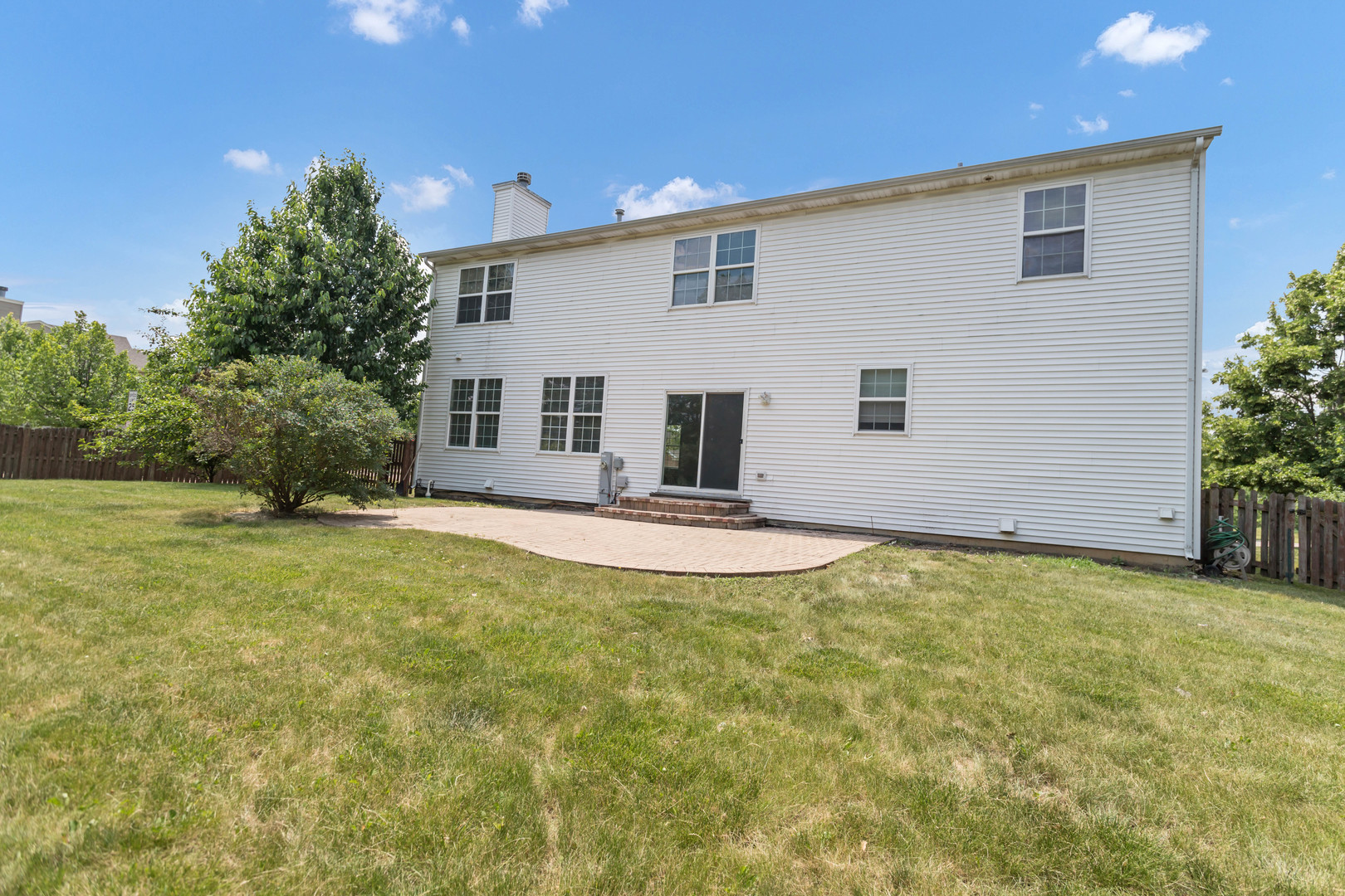 4 Claridge Court Bolingbrook, IL 60440 - Photo 9 of 47