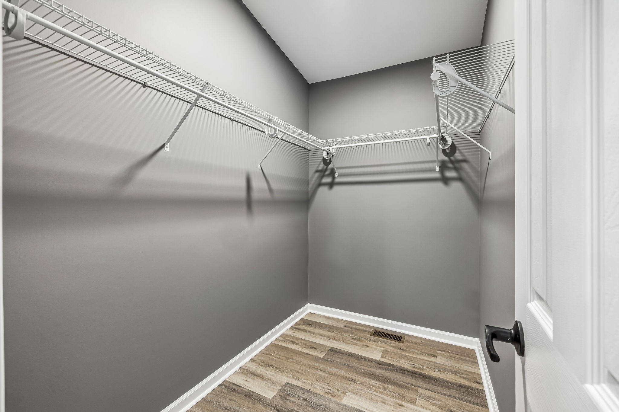 1985 Mosley Ferry Road Chapmansboro, TN 37035 - Photo 17 of 24 a view of small space