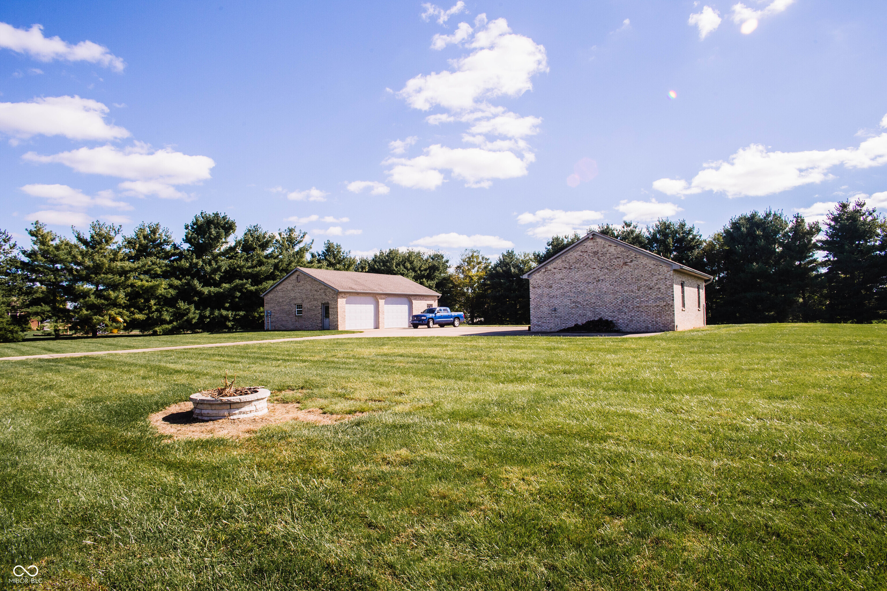 8151 East Southport Road Indianapolis, IN 46259 - Photo 13 of 16