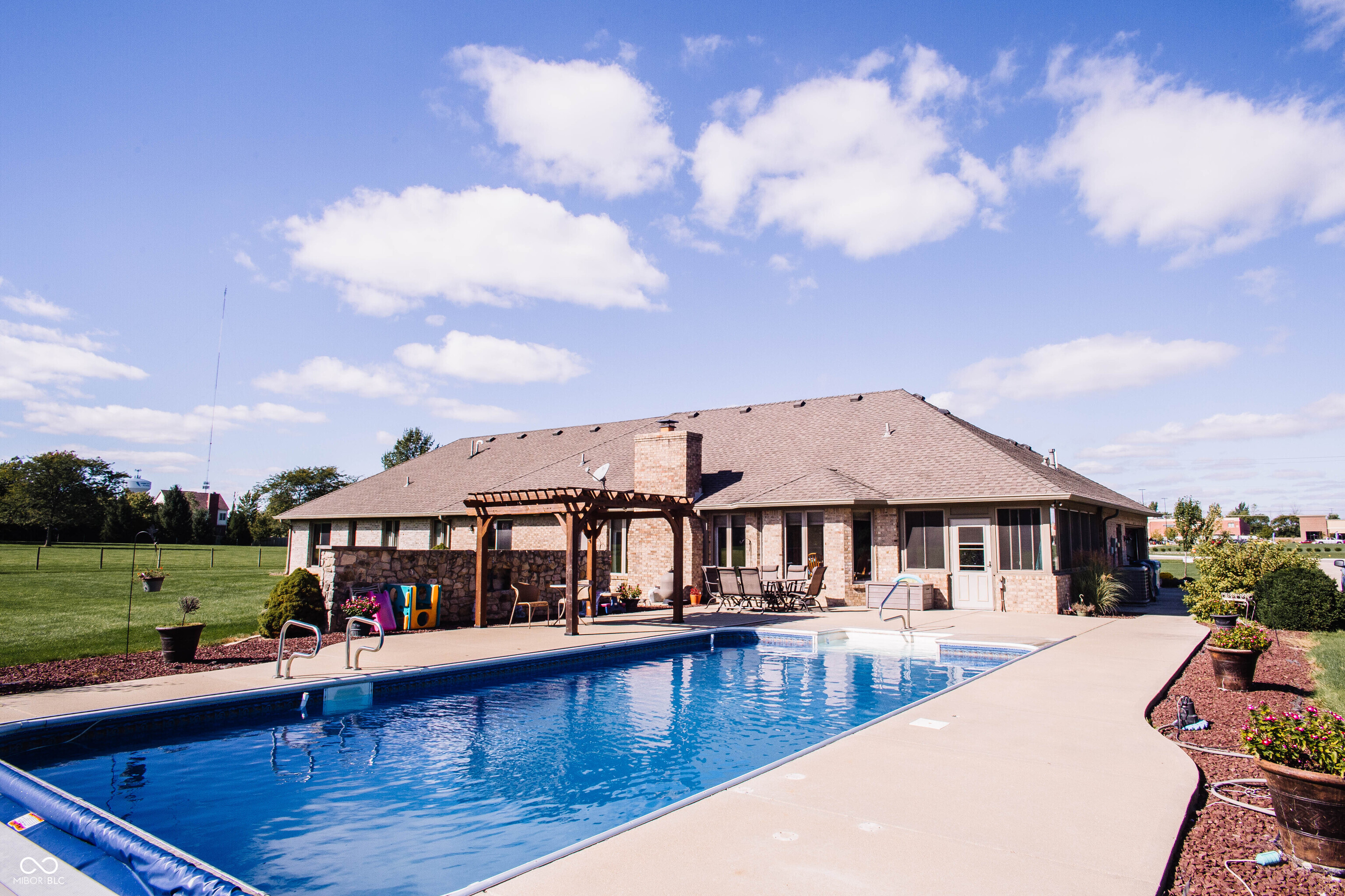 8151 East Southport Road Indianapolis, IN 46259 - Photo 10 of 16